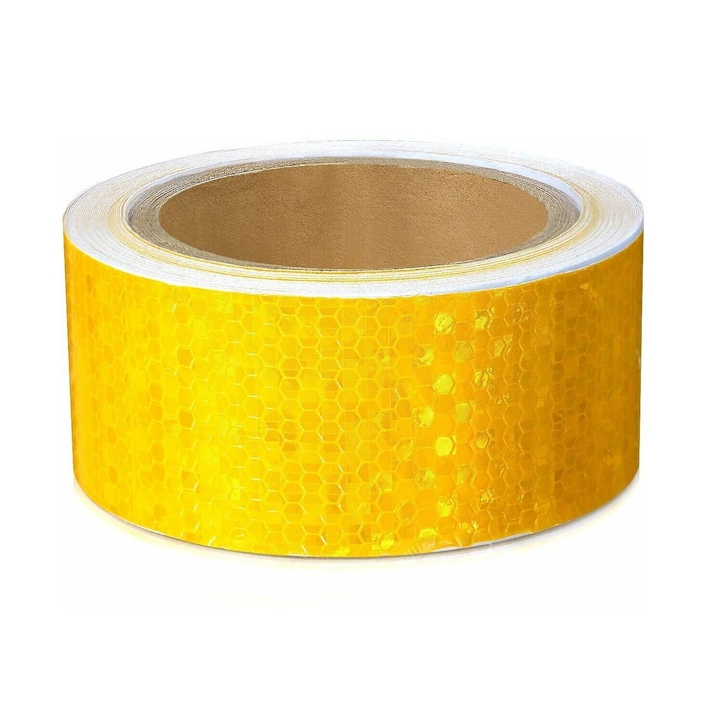 Ролка жълта първокласна светлоотразителна лента с прекъсвания 25m x 5cm