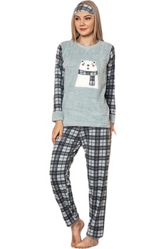 Pijama dama cocolino, pufoasa cu imprimeu Urs polar-Craciun vernil 1370, Verde Pijama dama cocolino, pufoasa cu imprimeu Urs polar-Craciun vernil 1370, Verde