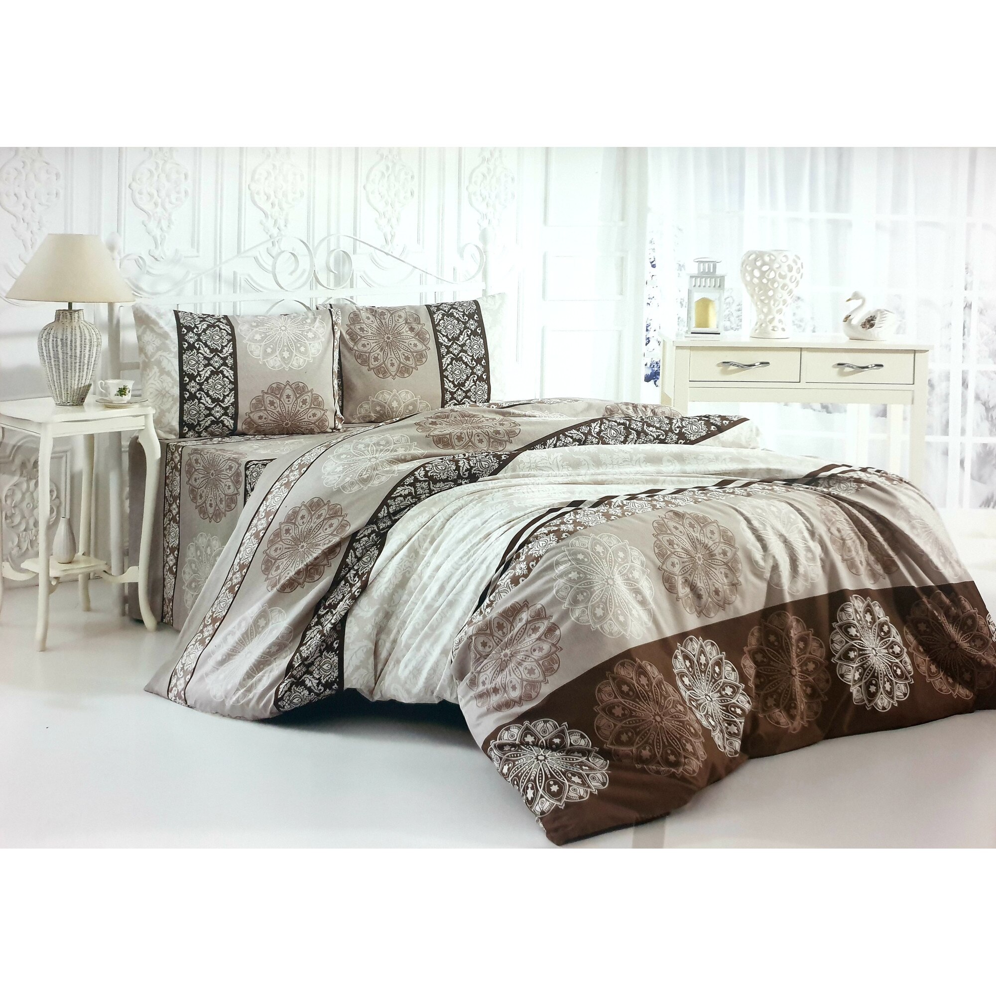 Set Lenjerie de Pat, Defne, Andreea, Maro, 4 piese, 2 persoane