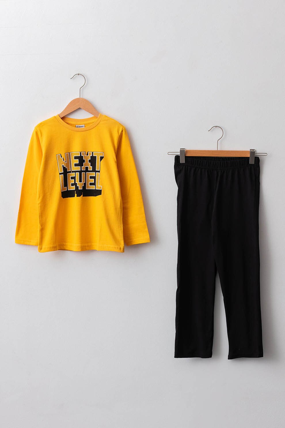 LC WAIKIKI, Pijama de bumbac cu maneci lungi, Galben/Negru