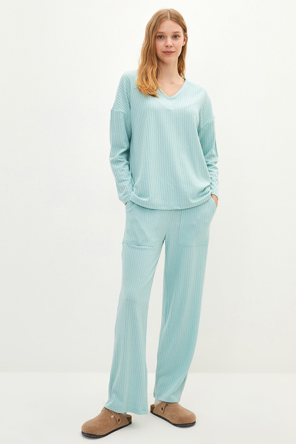 LC WAIKIKI, Pijama lunga cu aspect striat, Verde pal