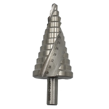 Burghiu in trepte elicoidal, HSS 6-38mm, 12 trepte Burghiu in trepte elicoidal, HSS 6-38mm, 12 trepte