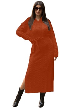 Rochie tricotata Melina cu gluga si cordon, Caramiziu, S-M Rochie tricotata Melina cu gluga si cordon, Caramiziu, S-M