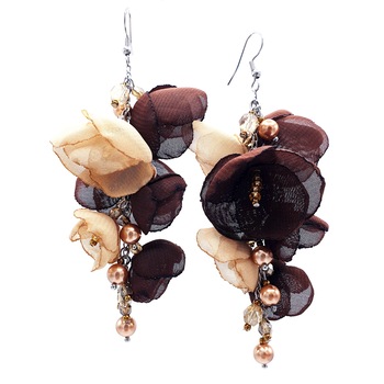 Cercei lungi statement, Zia Fashion, Debbie, flori din voal, perle Mallorca si inox, handmade Cercei lungi statement, Zia Fashion, Debbie, flori din voal, perle Mallorca si inox, handmade