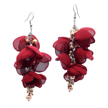 Cercei lungi statement, Zia Fashion, Ruby, flori din voal, perle Mallorca si inox, handmade Cercei lungi statement, Zia Fashion, Ruby, flori din voal, perle Mallorca si inox, handmade