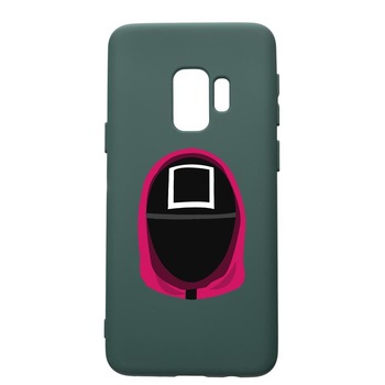 Husa Premium Silicon Compatibila Cu Samsung Galaxy S9, Squid Game Soldier Square, cu interiorul din material textil, protectie camera, Forest Green, PFG848 Husa Premium Silicon Compatibila Cu Samsung Galaxy S9, Squid Game Soldier Square, cu interiorul din material textil, protectie camera, Forest Green, PFG848