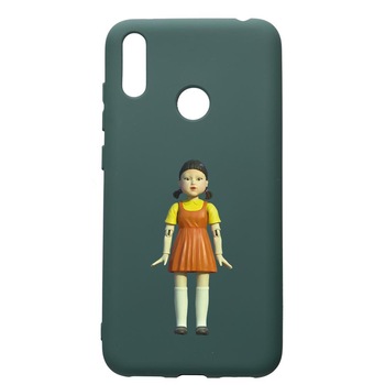 Husa Premium Silicon Compatibila Cu Huawei Y7 2019, Squid Game Doll Girl, cu interiorul din material textil, protectie camera, Forest Green, PFG851 Husa Premium Silicon Compatibila Cu Huawei Y7 2019, Squid Game Doll Girl, cu interiorul din material textil, protectie camera, Forest Green, PFG851