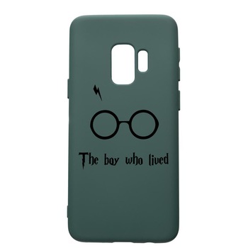 Husa Premium Silicon Compatibila Cu Samsung Galaxy S9, The Boy Who Lived, cu interiorul din material textil, protectie camera, Forest Green, PFG858 Husa Premium Silicon Compatibila Cu Samsung Galaxy S9, The Boy Who Lived, cu interiorul din material textil, protectie camera, Forest Green, PFG858