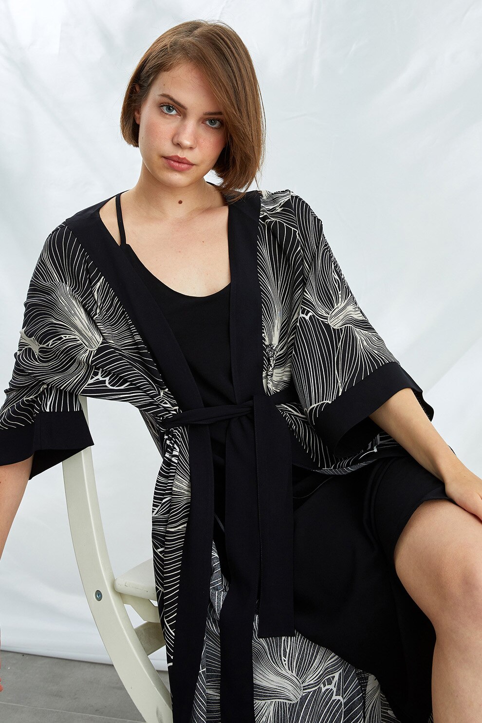 LC WAIKIKI, Camasa de noapte vaporoasa, Negru