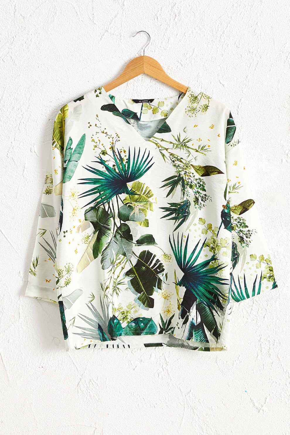 LC WAIKIKI, Bluza cu imprimeu si decolteu in V, alb, verde inchis, verde olive