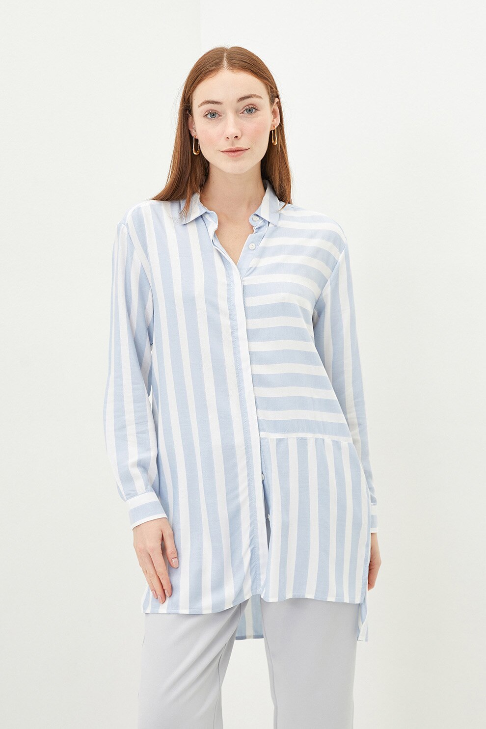 LC WAIKIKI, Camasa lunga cu model in dungi, Albastru pastel/Alb
