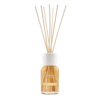 Odorizant camera Millefiori Milano cu betisoare din bambus - Lime and Vetiver - 250 ml Odorizant camera Millefiori Milano cu betisoare din bambus - Lime and Vetiver - 250 ml