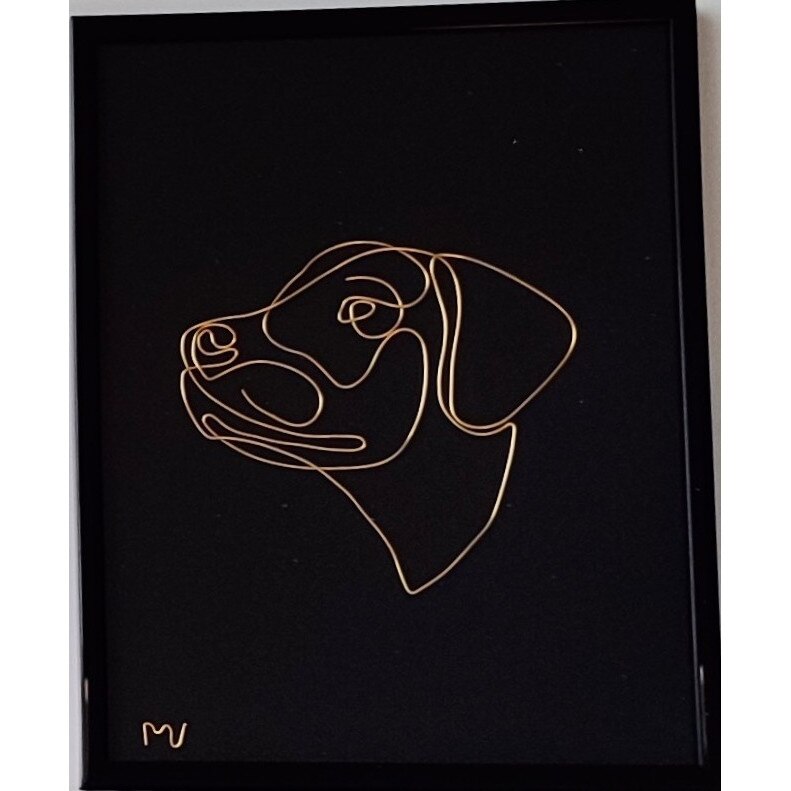 Tablou caine Labrador, sculptura in fir continuu de sarma placata cu aur 18x24 cm - cod.2233
