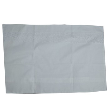 Husa 60 x 40 cm perna pentru copii Mini Junior 145080, Alb Husa 60 x 40 cm perna pentru copii Mini Junior 145080, Alb