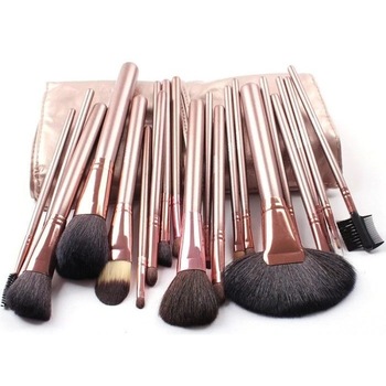 Set 18 pensule makeup, Megaga, cu husa aurie Set 18 pensule makeup, Megaga, cu husa aurie