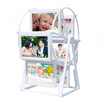 Rama foto personalizata, carusel plastic, 12 fotografii Rama foto personalizata, carusel plastic, 12 fotografii
