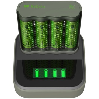 Incarcator acumulatori GP ReCyko Speed Charger M451 cu 4 acumulatori ReCyko AA 2600mAh si Dock de incarcare D451 Incarcator acumulatori GP ReCyko Speed Charger M451 cu 4 acumulatori ReCyko AA 2600mAh si Dock de incarcare D451