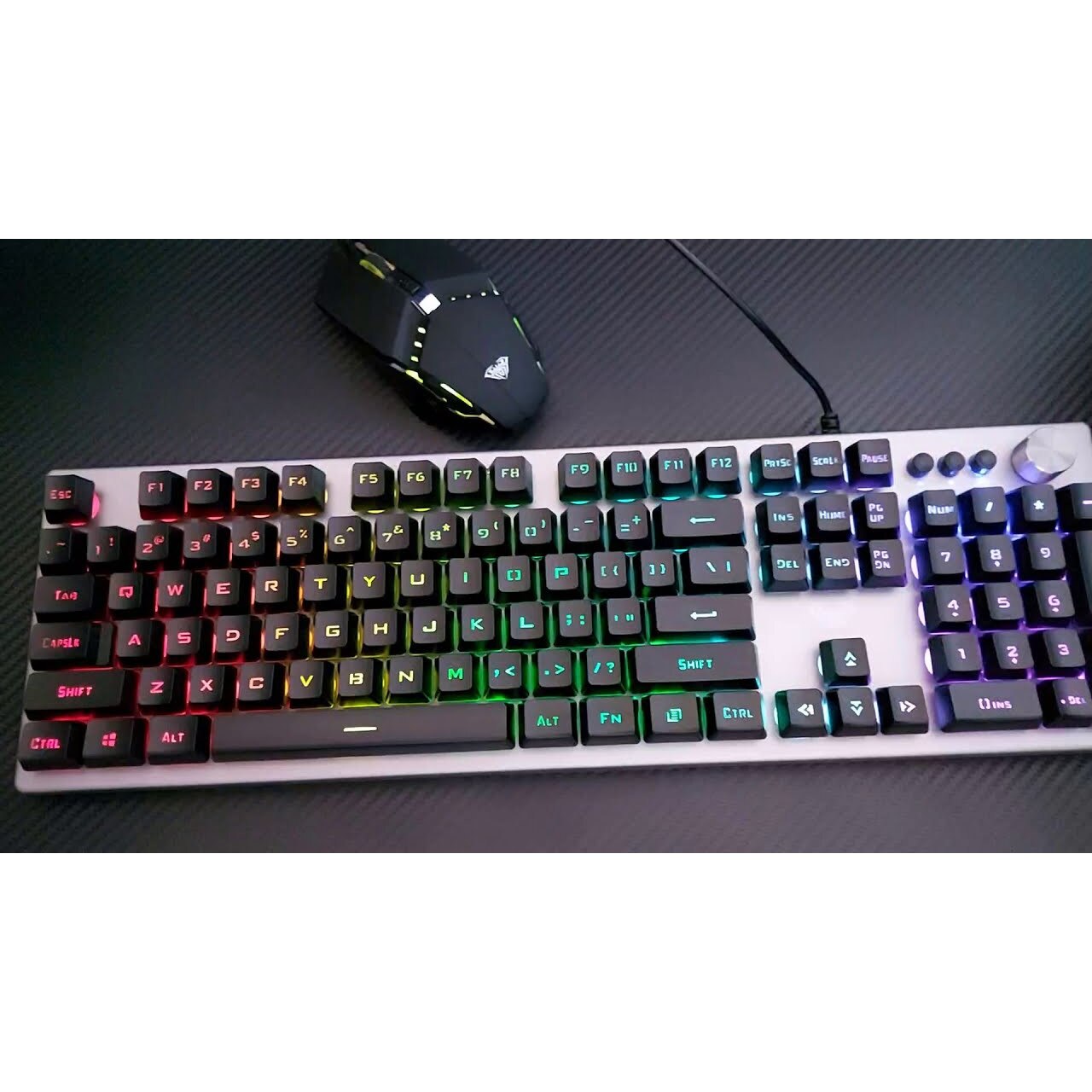 Set gaming T200 tastatura mecanica lumini LED RGB, taste multimedia, anti-ghosting USB- semi-pro si mouse RGB 2400 DPI - eMAG.ro