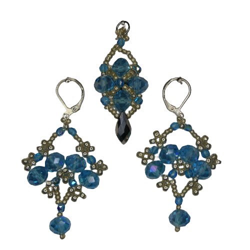 Set cercei si medalion handmade, din cristale bleumarin