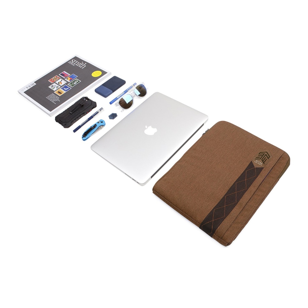 Husa de design rezistenta la soc si la apa pentru iPad Pro 12.9 2018, iPad Pro 12.9 2020, iPad Pro 12.9 2021, MacBook Air 11, MacBook 12, laptopuri si tablete de pana la 12,9 inch, STM Ridge Sleeve, maro