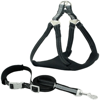 Set lesa Caini detasabila 1.65m cu Ham reglabil AKU® SoftTouch, in forma de X Reflectorizant Marime M Negru, AK512444 Set lesa Caini detasabila 1.65m cu Ham reglabil AKU® SoftTouch, in forma de X Reflectorizant Marime M Negru, AK512444