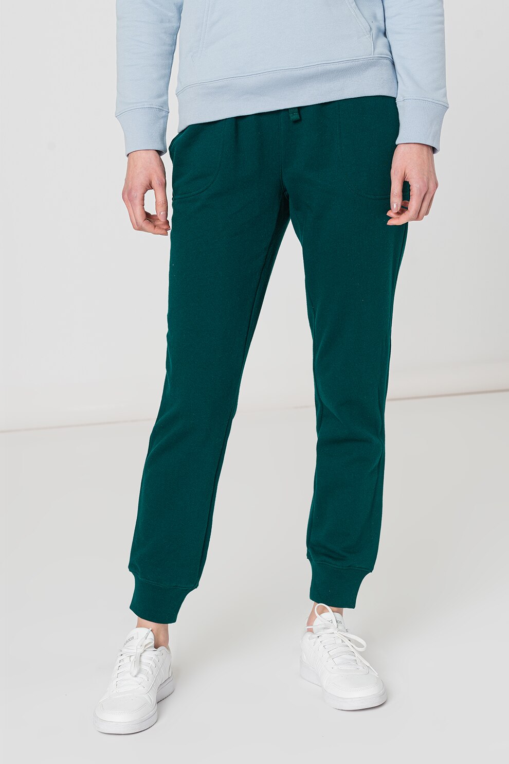 GAP, Pantaloni sport conici cu snur in talie, Verde englez