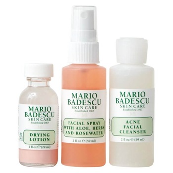 Set ingrijire Mario Badescu , 3 piese ,pentru tenul acneic 59 ml , lotiune de uscare 29 ml , spray facial cu ierburi si apa de trandafiri 59 ml Set ingrijire Mario Badescu , 3 piese ,pentru tenul acneic 59 ml , lotiune de uscare 29 ml , spray facial cu ierburi si apa de trandafiri 59 ml