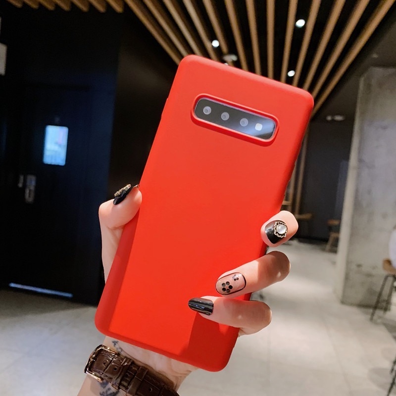 Husa din silicon ultra-slim cu microfibra pe interior, compatibila cu Samsung Galaxy S10 Plus / Rosu