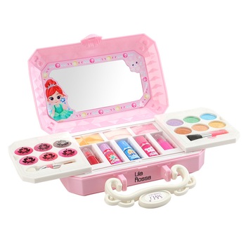 Trusa beauty Hi Lila Rossa girls, makeup copii, solubil in apa, pentru copii de minimum 5 ani Trusa beauty Hi Lila Rossa girls, makeup copii, solubil in apa, pentru copii de minimum 5 ani