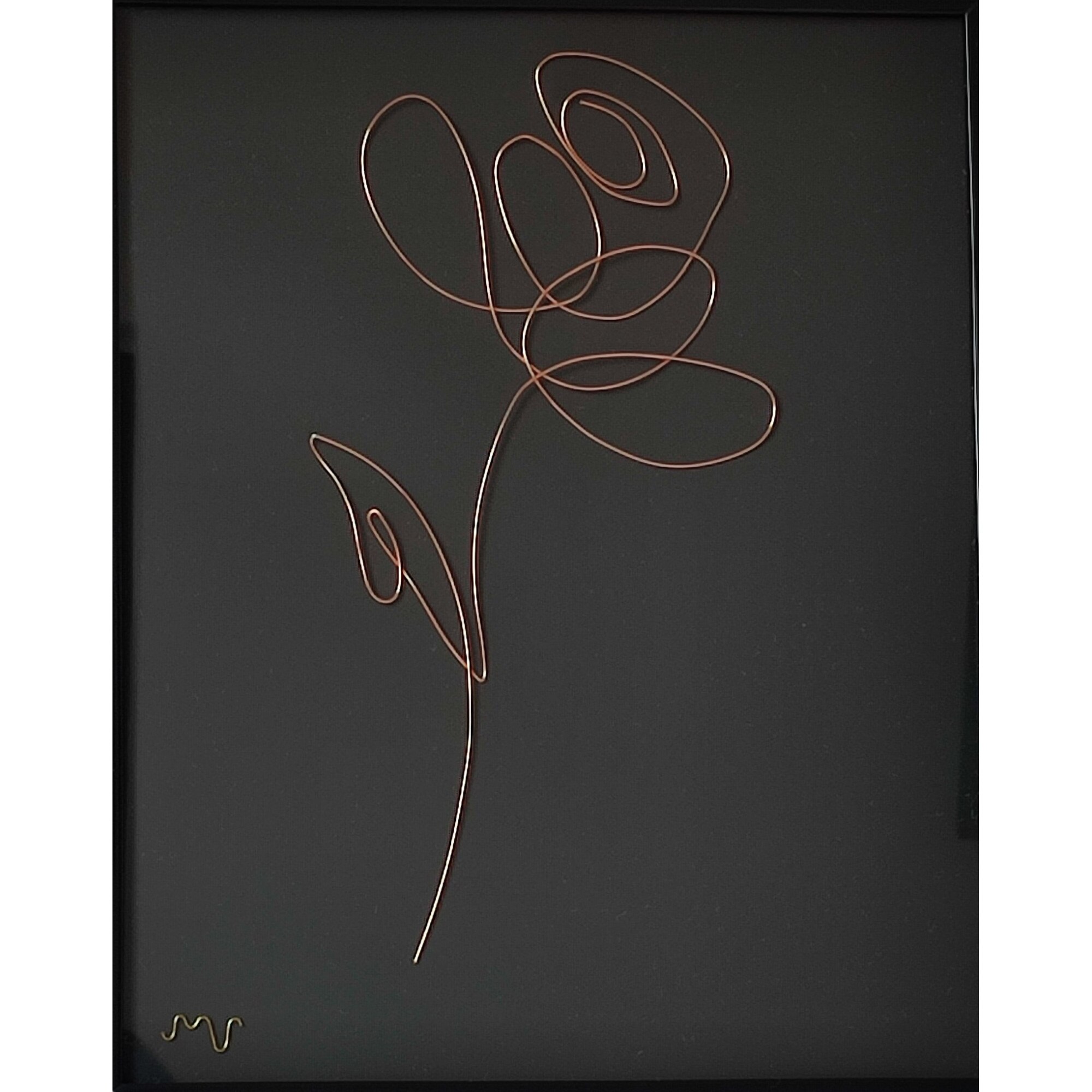 Tablou cu trandafir inflorit , sculptura in fir continuu auriu 21x30 cm - 2252