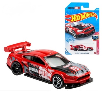 Masinuta Hot Wheels Custom ’18 Ford Mustang GT Masinuta Hot Wheels Custom ’18 Ford Mustang GT