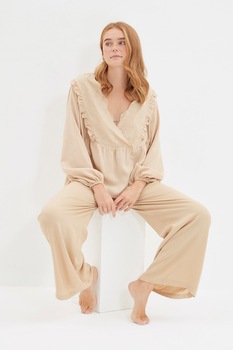 Trendyol, Pijama lunga cu decolteu cache-coeur, Bej Trendyol, Pijama lunga cu decolteu cache-coeur, Bej