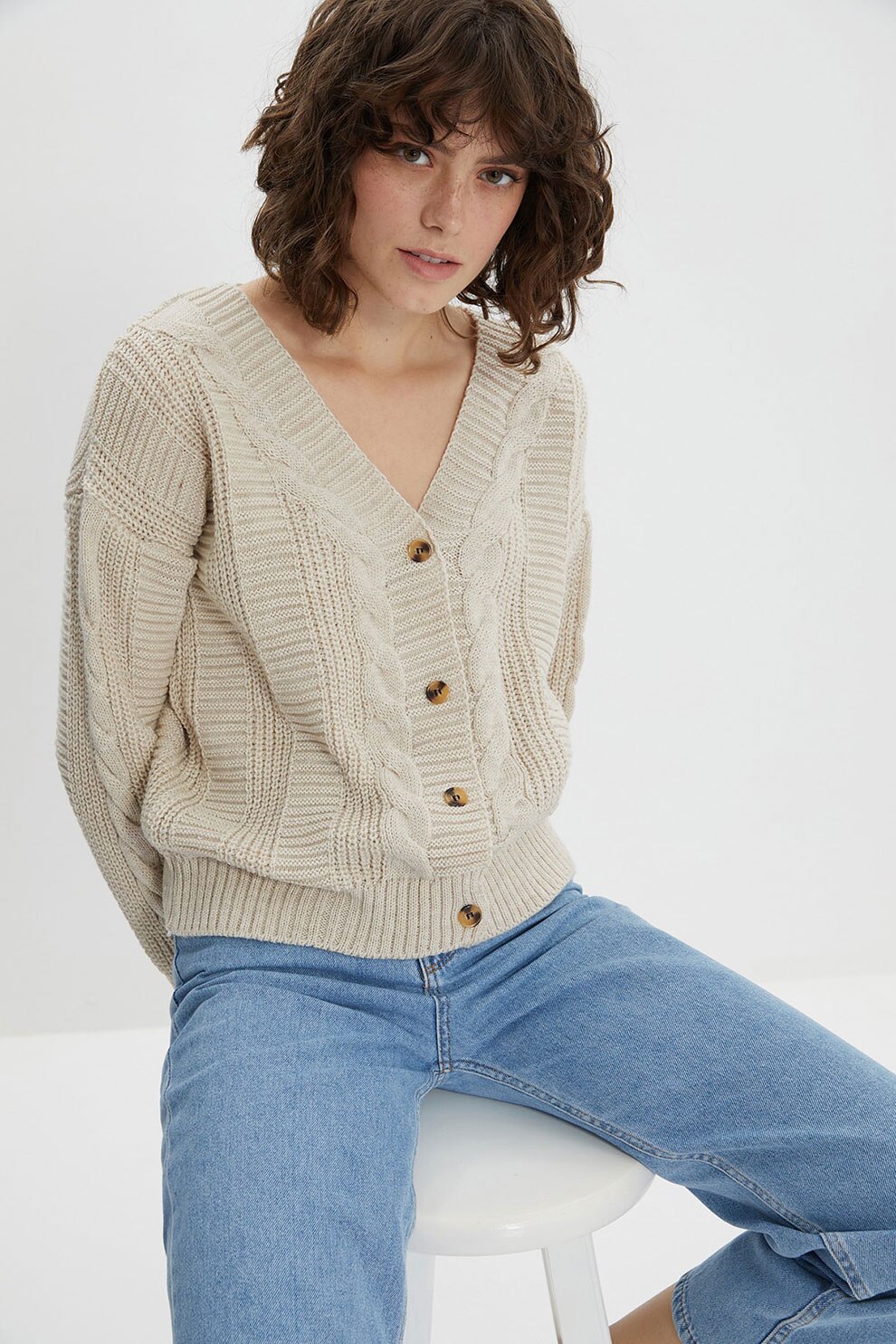 Trendyol, Cardigan cu decolteu in V si model torsade, Bej