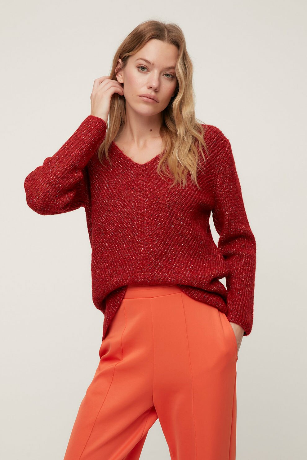 Trendyol, Pulover cu decolteu in V si maneci cazute, Rosu inchis