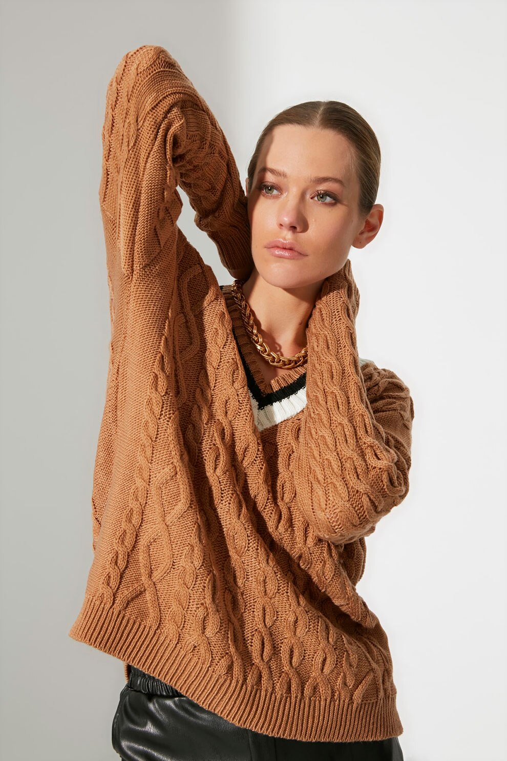 Trendyol, Pulover supradimensionat cu model torsade, Maro camel