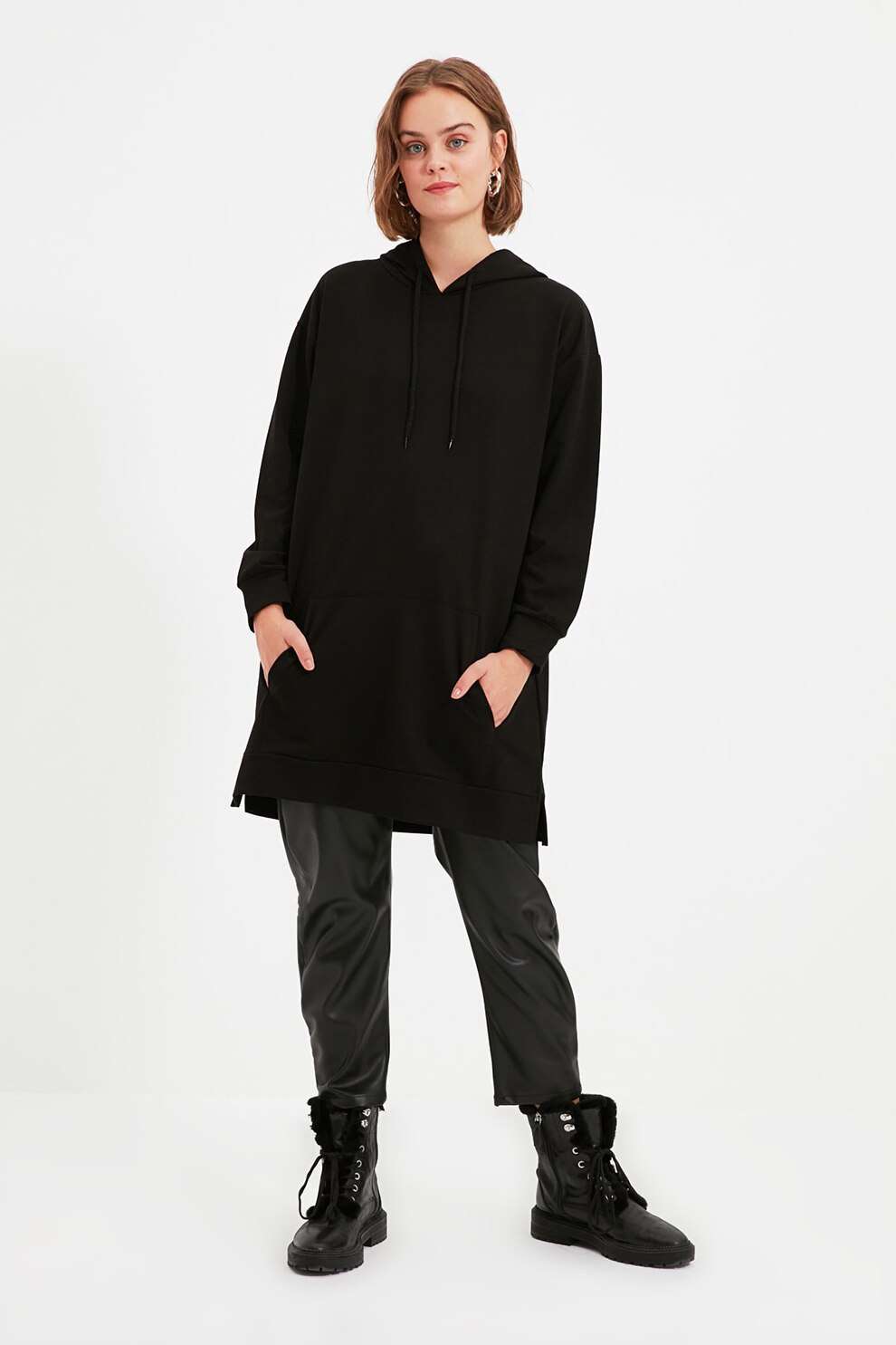 Trendyol, Hanorac lejer cu buzunar kangaroo TCTAW22TW0139, Negru