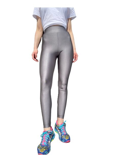 Colanti luciosi, Gri