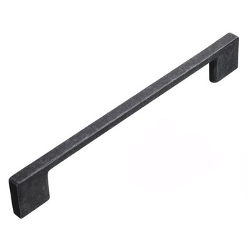 Maner pentru mobila Uzo, finisaj argint antichizat, L192 mm Maner pentru mobila Uzo, finisaj argint antichizat, L192 mm