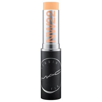 Fond de ten Mac Studio Fix Soft Matte Foundation Stick, Nw22, 9g Fond de ten Mac Studio Fix Soft Matte Foundation Stick, Nw22, 9g