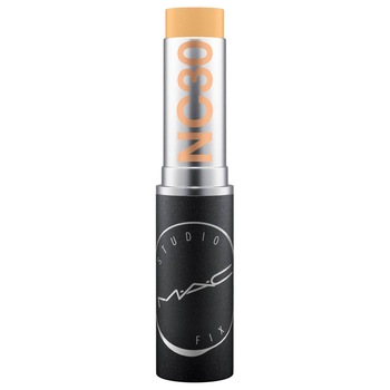 Fond de ten Mac Studio Fix Soft Matte Foundation Stick, NC30, 9g Fond de ten Mac Studio Fix Soft Matte Foundation Stick, NC30, 9g
