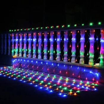 Instalatie Craciun, Tip Plasa, IP 44, 10 x 1 m, 400 LED-uri, Multicolor, 8 jocuri de lumini, Transformator fara telecomanda, Interconectabila, Prelungitor 3 m inclus, Fir transparent, Flippy Instalatie Craciun, Tip Plasa, IP 44, 10 x 1 m, 400 LED-uri, Multicolor, 8 jocuri de lumini, Transformator fara telecomanda, Interconectabila, Prelungitor 3 m inclus, Fir transparent, Flippy