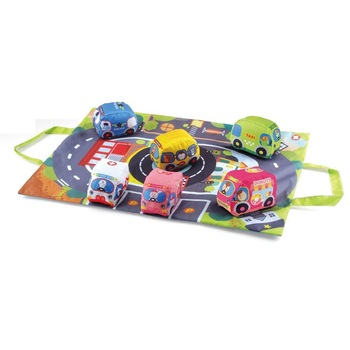 Set Cars in Town cu 6 masinute textile si covoras de joaca interactiv imprimat, 50 x 60 cm Set Cars in Town cu 6 masinute textile si covoras de joaca interactiv imprimat, 50 x 60 cm