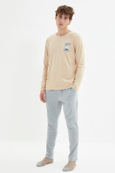 Trendyol, Pijama de bumbac cu imprimeu grafic, bej, gri melange deschis, S Trendyol, Pijama de bumbac cu imprimeu grafic, bej, gri melange deschis, S