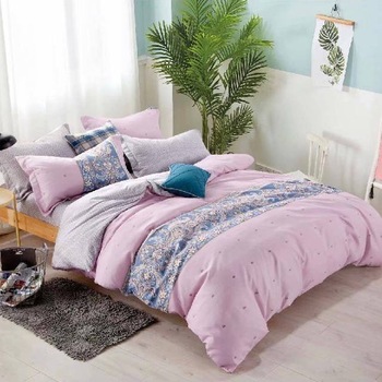 Lenjerie de pat dublu din Bumbac Satinat, 4 piese Syggy Classic Pink 235 x 240 Lenjerie de pat dublu din Bumbac Satinat, 4 piese Syggy Classic Pink 235 x 240