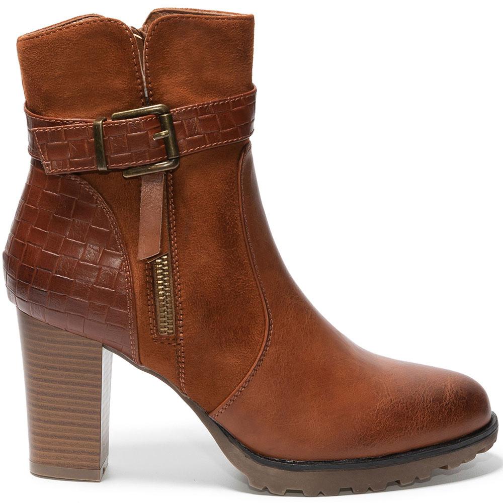 Botine dama Augusta, Maro, Maro