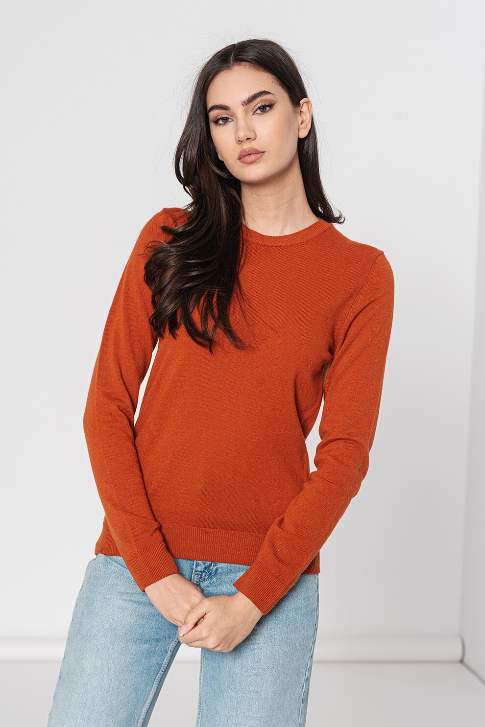 United Colors of Benetton, Pulover tricotat fin, de lana virgina, Rosu caramiziu