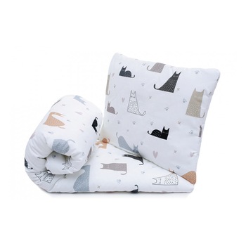 Lenjerie de pat Cat family, Pulp, Bumbac, 80x100/35x45 cm, Alb Lenjerie de pat Cat family, Pulp, Bumbac, 80x100/35x45 cm, Alb