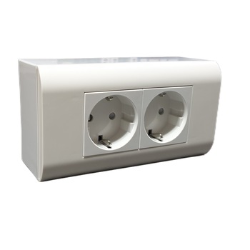 Priza electrica dubla LanKATT, schuko, PT, montaj aparent (pe tencuiala), modulara, 80x148, ALB Priza electrica dubla LanKATT, schuko, PT, montaj aparent (pe tencuiala), modulara, 80x148, ALB