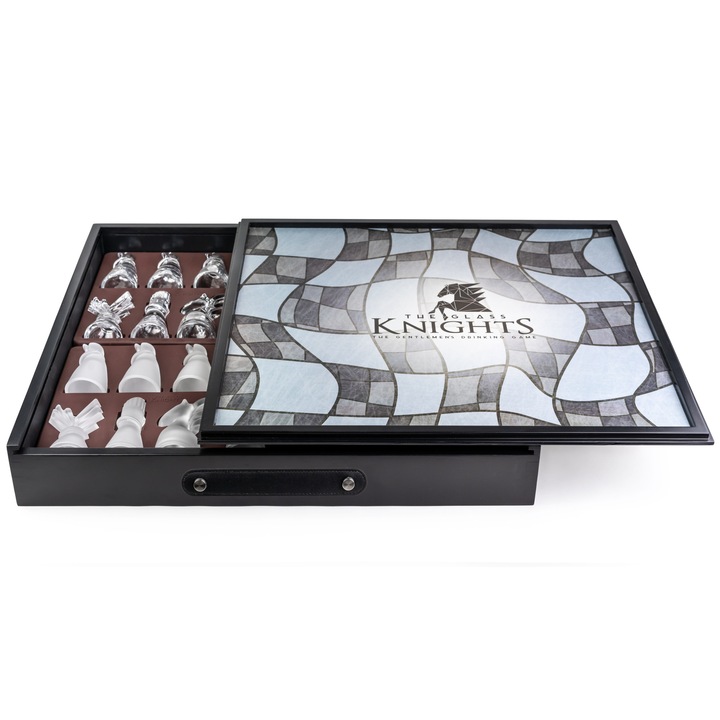 Set Joc Sah de petrecere cu shoturi THE GLASS KNIGHTS, Negru