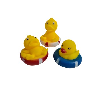 Set Jucarii de Baie, 3 Ratuste cu Colac, 7x6.5 cm, Galben Set Jucarii de Baie, 3 Ratuste cu Colac, 7x6.5 cm, Galben